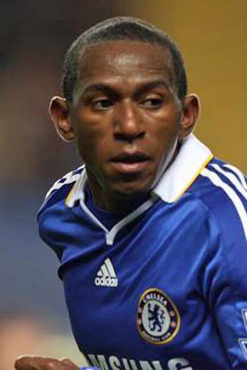 Chelsea FC Player  Mineiro